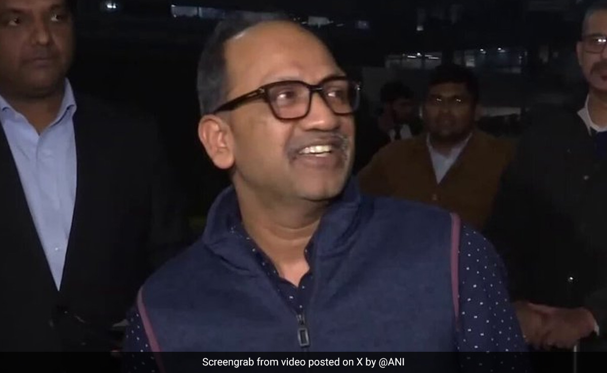 'Bharat Mata Ki Jai' Chants As Freed Veterans Return From Qatar