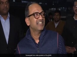 'Bharat Mata Ki Jai' Chants As Freed Veterans Return From Qatar 'Bharat Mata Ki Jai' Chants As Freed Veterans Return From Qatar