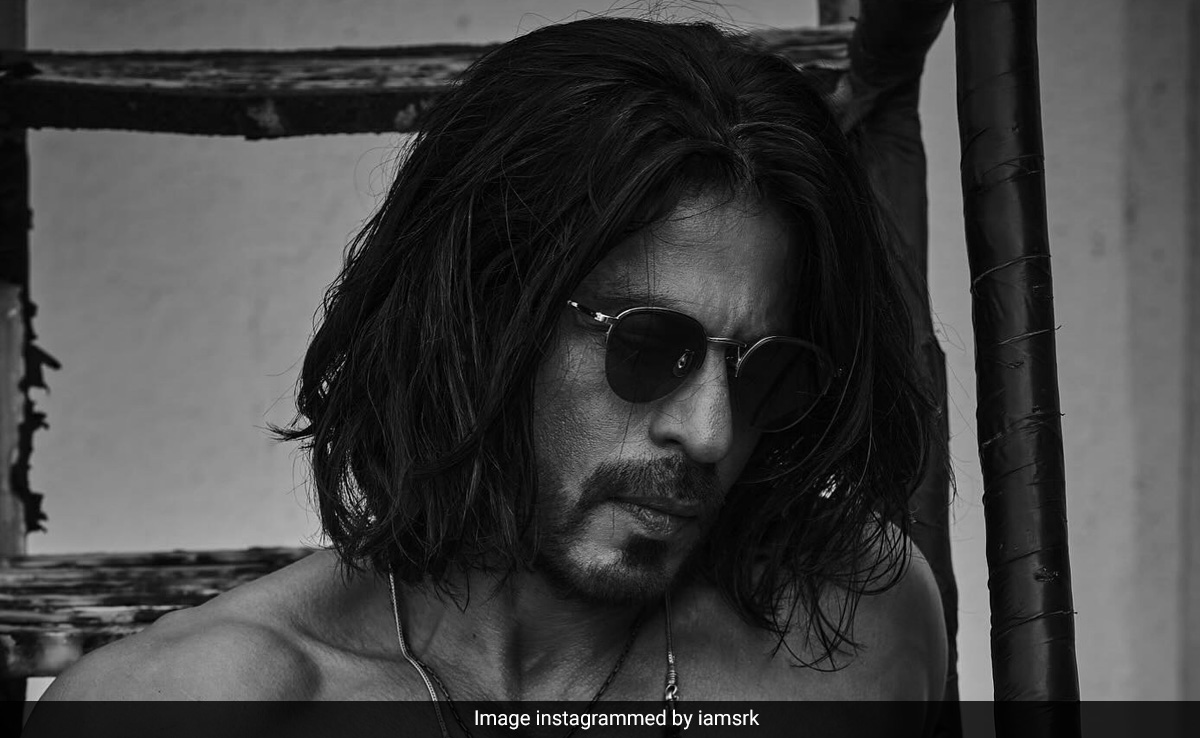 An Arm Stack And Chunky Rings Don't Hurt Shah Rukh Khan Wearing Nothing Else But Jeans