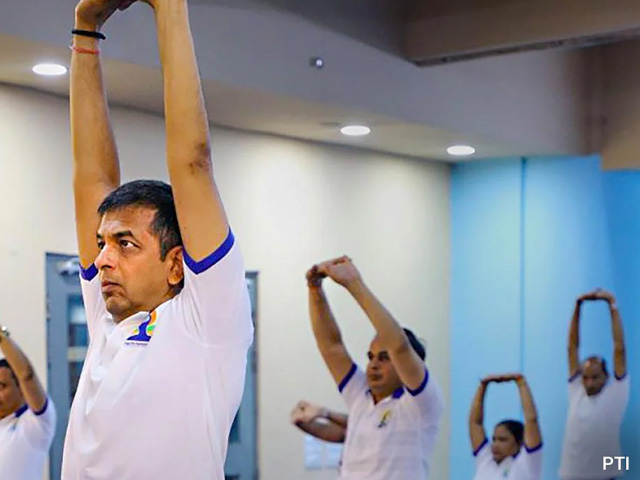 'Yoga At 3:30 am, Vegan Diet': Chief Justice Chandrachud's Key To Fitness