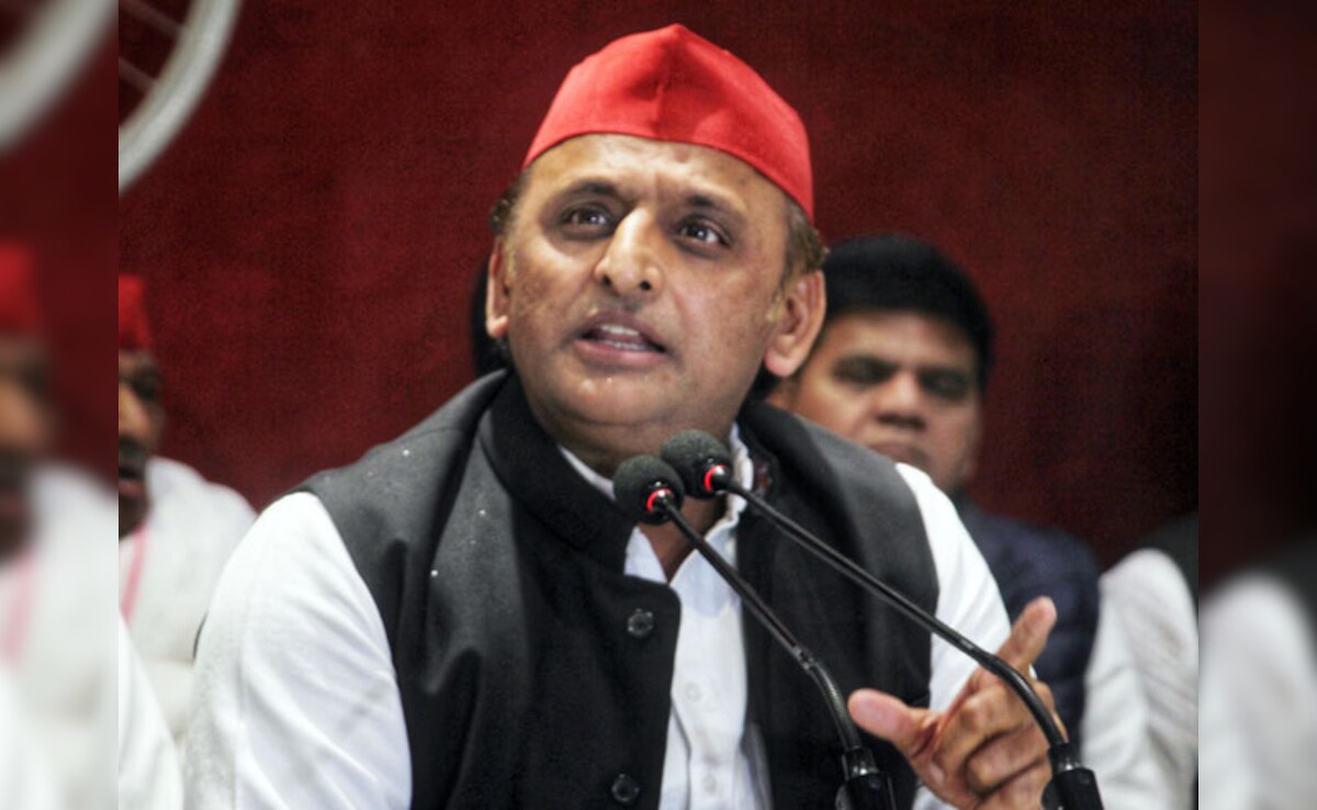 समाजवादी पार्टी में शामिल हुए BSP के पूर्व विधायक रुशदी मियां और मंत्री शिव कुमार बैरिया