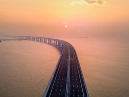 महाराष्ट्र : मुंबई के अटल सेतु पर गाड़ी खड़ी कर समंदर में कूद गया इंजीनियर, जानें पूरा मामला