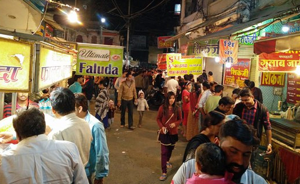 इंदौर की मशहूर सराफा चौपाटी को जांच समिति ने बताया 'बारूद का ढेर'! क्या अब दूसरी जगह लगेगा मार्केट?