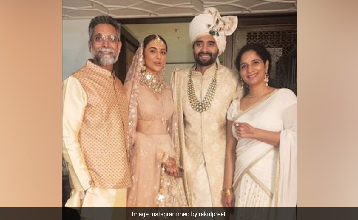 More Pics From Rakul Preet Singh And Jackky Bhagnani's Goa Wedding