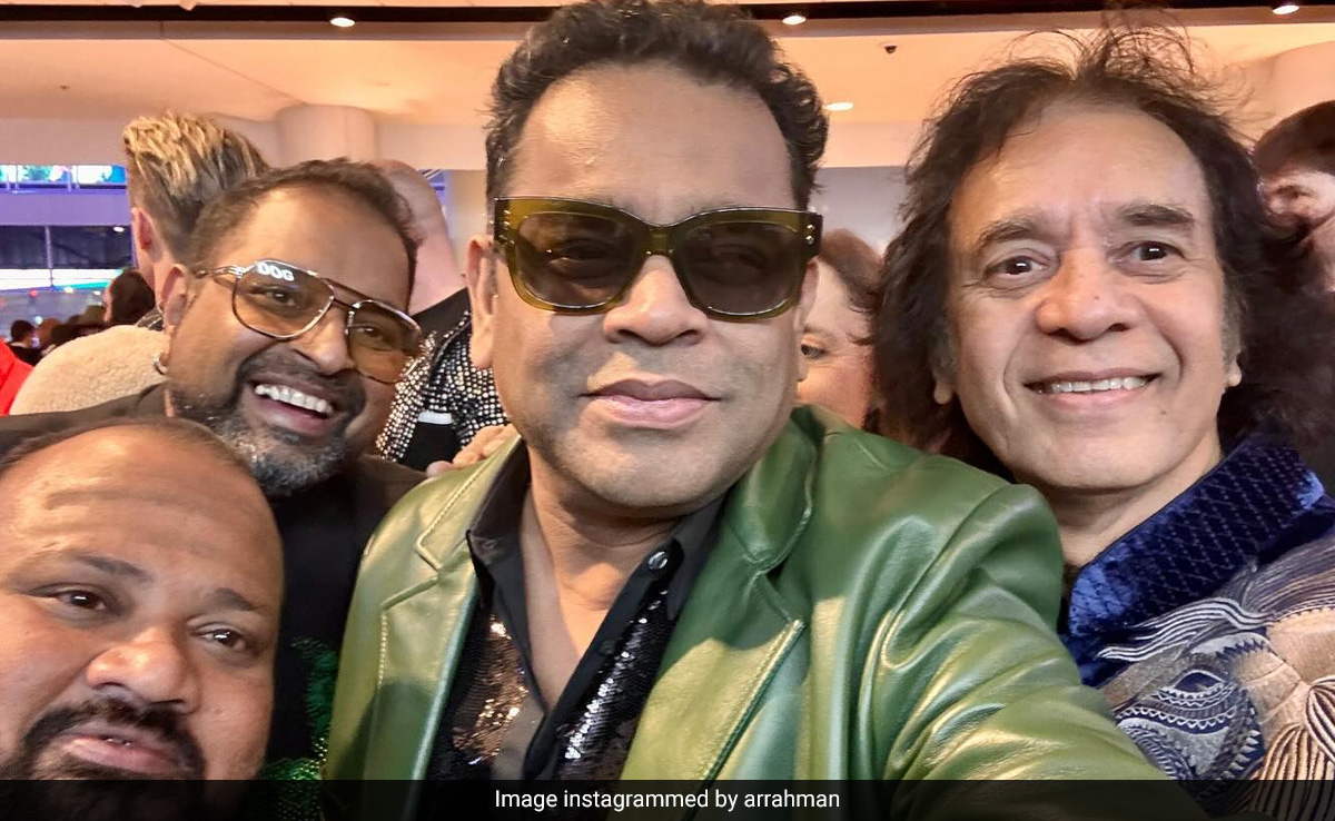 AR Rahman's Selfie With Zakir Hussain, Shankar Mahadevan: "It's Raining Grammys For India"