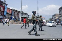 Migrant Worker From Punjab Shot Dead By Terrorists In Srinagar, 1 Injured Migrant Worker From Punjab Shot Dead By Terrorists In Srinagar, 1 Injured