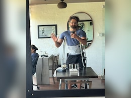 ऋतिक रोशन को लगी चोट, बैसाखी का सहारा लेकर खड़े दिखे फाइटर एक्टर तो गर्लफ्रेंड सबा आजाद ने कही ये बात ऋतिक रोशन को लगी चोट, बैसाखी का सहारा लेकर खड़े दिखे फाइटर एक्टर तो गर्लफ्रेंड सबा आजाद ने कही ये बात