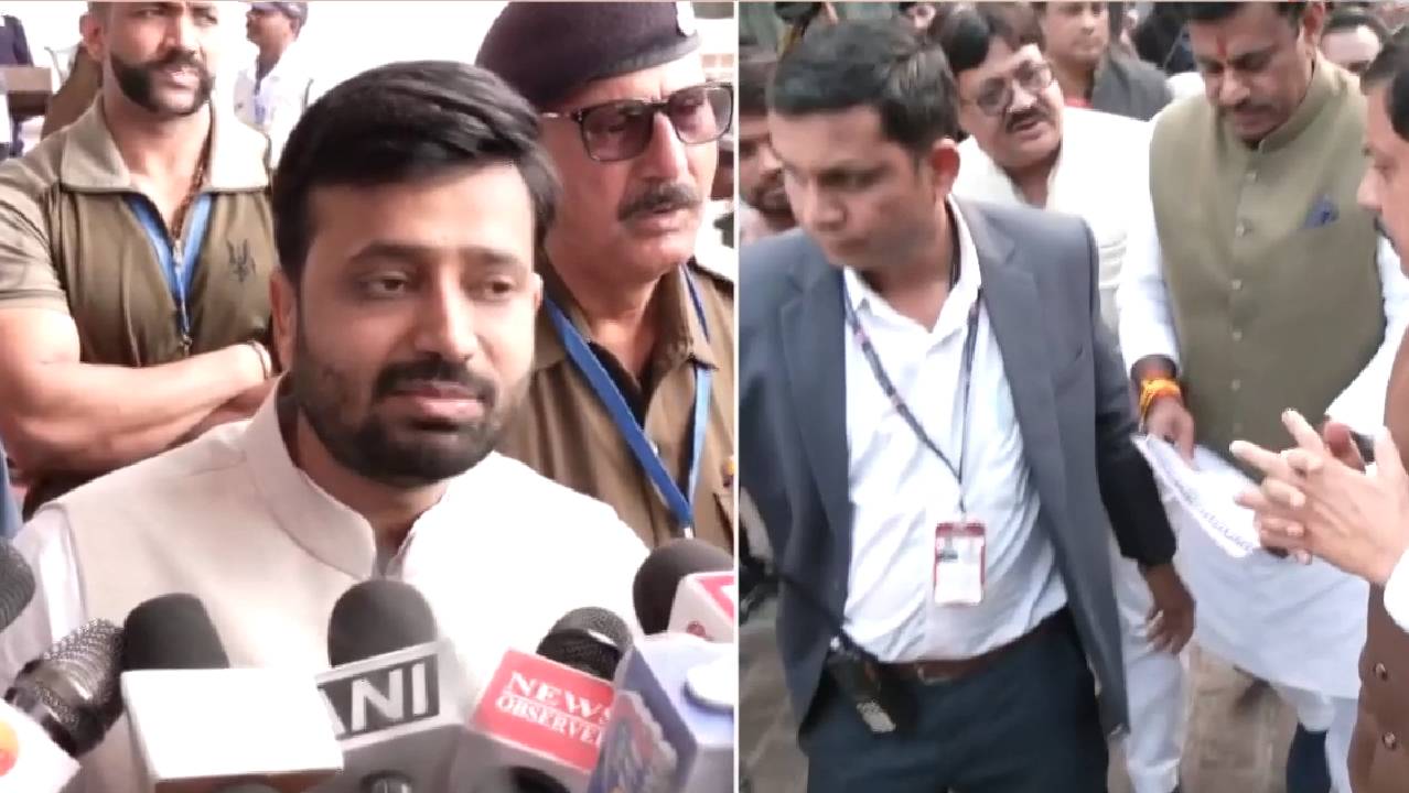 Loksabha Election 2024: बीजेपी पर कांग्रेस नेताओं का तंज कहा- उन्हें उलटफेर का डर है