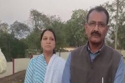 झाबूआ  के इस हॉस्टल में आदिवासी छात्राओं से छेड़छाड़ के मामले में क्यों नप गया चौकीदार? झाबूआ  के इस हॉस्टल में आदिवासी छात्राओं से छेड़छाड़ के मामले में क्यों नप गया चौकीदार?