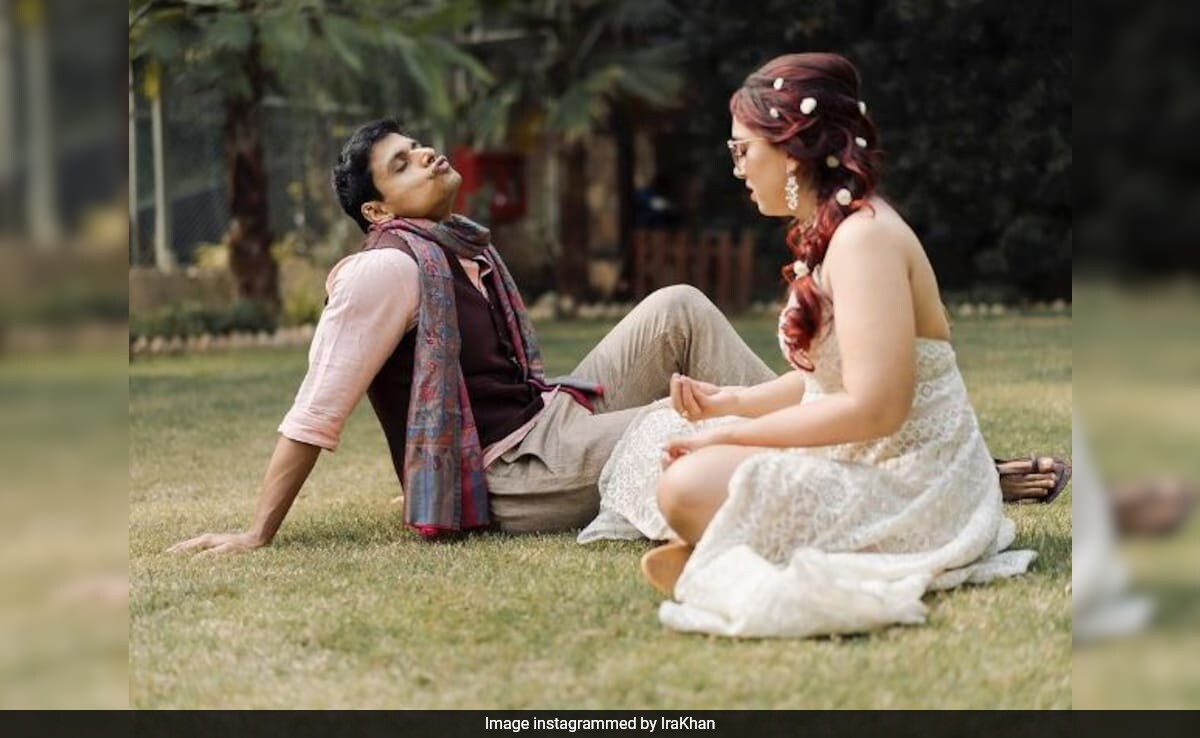 Ira Khan Shares New Pics From Her <i>Mehendi</i>. Bonus - Nupur Shikhare's Expression