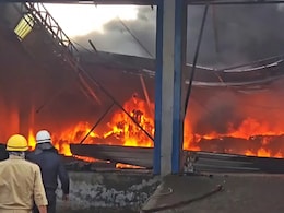 Two Teens Charred To Death In Fire At E-Rickshaw Charging Station In Delhi Two Teens Charred To Death In Fire At E-Rickshaw Charging Station In Delhi