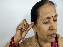 गलत तरीके से कान साफ किए, तो लेने के देने पड़ेंगे, हो सकता है इंफेक्शन, जानें कान में दर्द के कारण, इलाज और बचाव | How to Take Care of Your Ears गलत तरीके से कान साफ किए, तो लेने के देने पड़ेंगे, हो सकता है इंफेक्शन, जानें कान में दर्द के कारण, इलाज और बचाव | How to Take Care of Your Ears