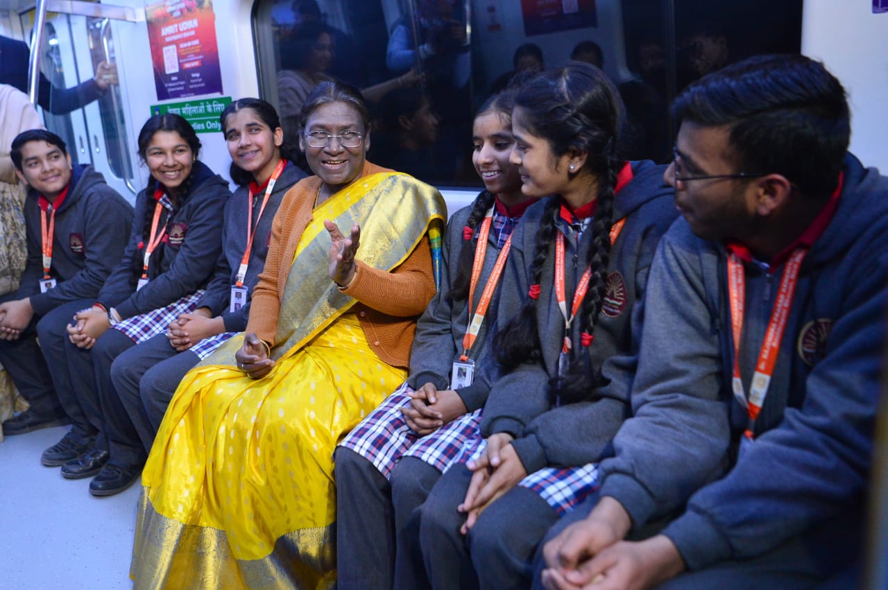 Video: President Murmu Takes Ride In Delhi Metro, Interacts With School Students
