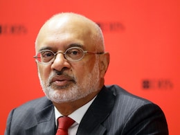 Singapore's Biggest Bank Cuts CEO's Pay By Millions on Digital Banking Outage Singapore's Biggest Bank Cuts CEO's Pay By Millions on Digital Banking Outage