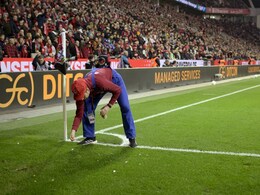 Leverkusen vs Bayern Bundesliga Game Delayed Due To Fan Protests