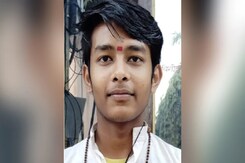 रनिंग कर रहा था 16 साल का बच्चा, अचानक साइलेंट अटैक से मौत रनिंग कर रहा था 16 साल का बच्चा, अचानक साइलेंट अटैक से मौत