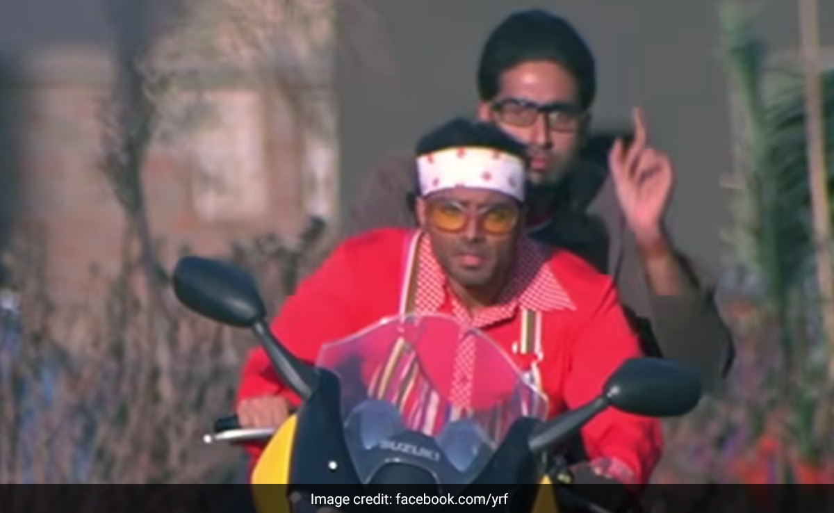 अमिताभ बच्चन की इस फिल्म को देखकर आया था आदित्य चोपड़ा को धूम फिल्म का कॉनसेप्ट, जानते हैं नाम अमिताभ बच्चन की इस फिल्म को देखकर आया था आदित्य चोपड़ा को धूम फिल्म का कॉनसेप्ट, जानते हैं नाम