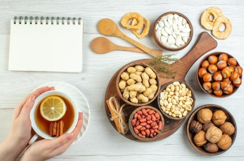 Add theseprobiotic foods to add to your monsoon diet for better gut health
