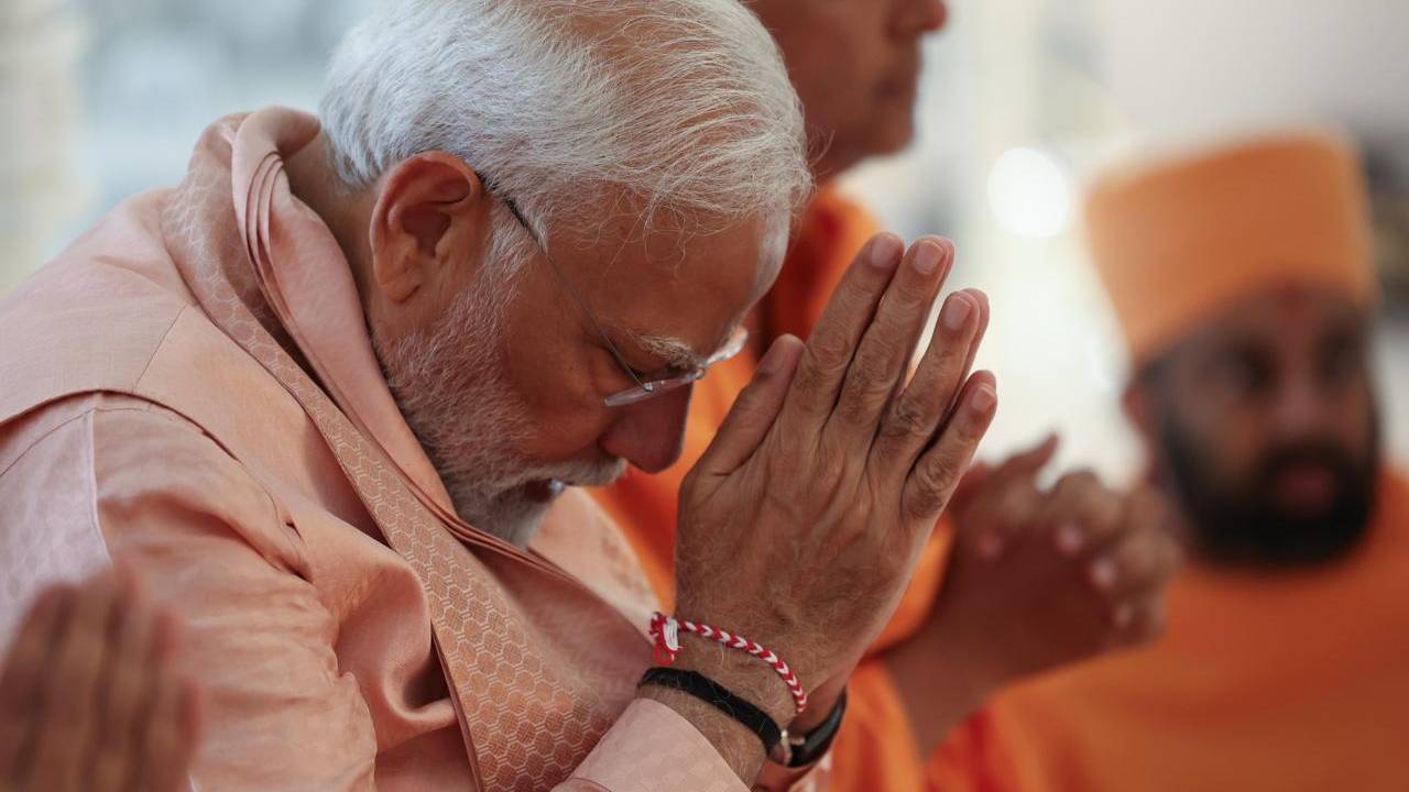 BAPS Hindu Mandir: पीएम मोदीने अबू धाबी में हिंदू मंदिर का किया उद्घाटन, कही ये बात