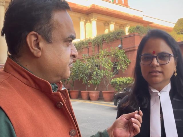 महिला सैन्य अफसर का केस लड़ने वाली SC की वरिष्ठ वकील अर्चना पाठक से विशेष विशेष बातचीत