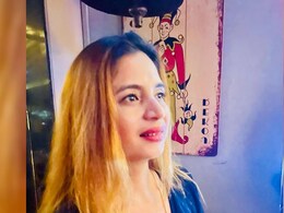 Uttar Pradesh : सिंगर मल्लिका राजपूत की मौत, संदिग्ध हालात में पंखे से लटका मिला शव