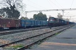 Goods Train Travels 70 Km Without Loco Pilot In Punjab Goods Train Travels 70 Km Without Loco Pilot In Punjab