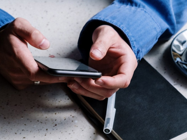 6 Out Of 10 Indians Get Over 3 Spam Calls Every Day: Survey