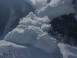 Video: Massive Avalanche Hits Jammu And Kashmir's Sonamarg Video: Massive Avalanche Hits Jammu And Kashmir's Sonamarg