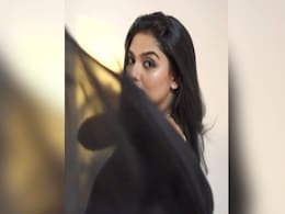 क्लासिकल डांसर, चेहरे पर मासूमियत और उम्र सिर्फ 22 साल, तीन करोड़ में बनी इस एक्ट्रेस की फिल्म ने कमाए 51 करोड़- देखें फोटो क्लासिकल डांसर, चेहरे पर मासूमियत और उम्र सिर्फ 22 साल, तीन करोड़ में बनी इस एक्ट्रेस की फिल्म ने कमाए 51 करोड़- देखें फोटो