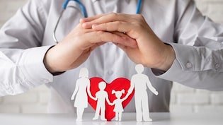 18% GST हटने के बाद कितना सस्ता हुआ आपका हेल्थ और लाइफ इंश्योरेंस? संसद में सरकार का बड़ा अपडेट