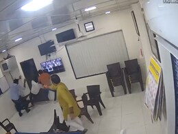 ठाणे फायरिंग मामला: BJP विधायक के खिलाफ एससी/एसटी अधिनियम के तहत मामला दर्ज ठाणे फायरिंग मामला: BJP विधायक के खिलाफ एससी/एसटी अधिनियम के तहत मामला दर्ज
