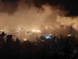 130 Huts Destroyed In Massive Fire In Delhi, 15 Fire Trucks On Spot 130 Huts Destroyed In Massive Fire In Delhi, 15 Fire Trucks On Spot