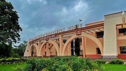 Visually Impaired Woman Overcomes Barriers To Get Into IIM Indore