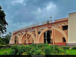 Visually Impaired Woman Overcomes Barriers To Get Into IIM Indore