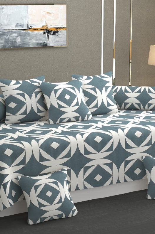 Home Decor Ideas: बोरिंग बेडरूम को इन सिंपल तरीकों से सजाएं, सुकून की मिलेगी नींद