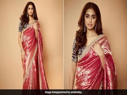 Sini Shetty Exudes Regal Vibes In A Beautiful Red Jayanti Reddy <i>Banarasi Saree</i> Sini Shetty Exudes Regal Vibes In A Beautiful Red Jayanti Reddy <i>Banarasi Saree</i>