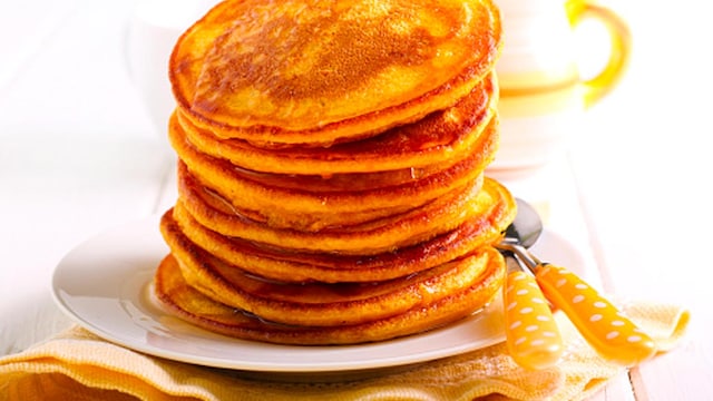 In her latest Instagram post, Palak shared the recipe for egg pancakes that can be frozen in ice cubes