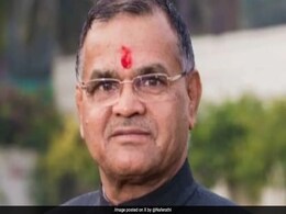 नफे सिंह राठी हत्याकांड : 3 अन्य लोगों के नाम FIR में शामिल, विदेश में बैठे गैंगस्टर के गुर्गों पर मर्डर का शक नफे सिंह राठी हत्याकांड : 3 अन्य लोगों के नाम FIR में शामिल, विदेश में बैठे गैंगस्टर के गुर्गों पर मर्डर का शक