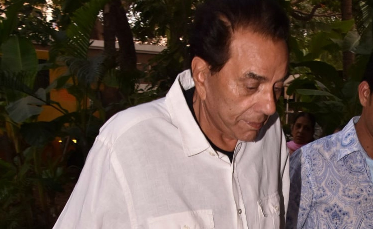 Bollywood News: ईशा देओल-भरत के तलाक से दुखी हैं धर्मेंद्र, हेमा मालिनी व बेटी को लेकर कही यह बात