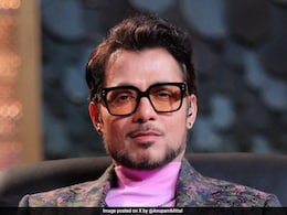 फ्लाइट में देरी को लेकर IndiGo पर भड़के Shark Tank India के जज अनुपम मित्तल, एयरलाइन ने मांगी माफी फ्लाइट में देरी को लेकर IndiGo पर भड़के Shark Tank India के जज अनुपम मित्तल, एयरलाइन ने मांगी माफी