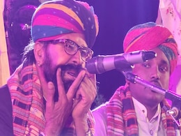Jaisalmer Desert Festival: आखिरी दिन 'पूर्णिमा की ध्वल चांदनी में लखमणा के धोरों पर दिए जल उठते हैं, मैनु रंग चढ़ियां...' पर झूमे श्रोता Jaisalmer Desert Festival: आखिरी दिन 'पूर्णिमा की ध्वल चांदनी में लखमणा के धोरों पर दिए जल उठते हैं, मैनु रंग चढ़ियां...' पर झूमे श्रोता