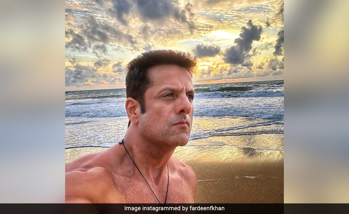 Fardeen Khan's Hilarious Reaction To A Meme Post Featuring His Journey Of Physical Transformation