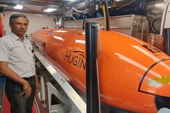 These Scientists, A Machine, Helped Solve Air Force's 8-Year-Old Mystery These Scientists, A Machine, Helped Solve Air Force's 8-Year-Old Mystery