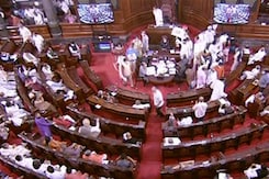 तीन राज्यों में हुए विधानसभा चुनावों में क्रॉस वोटिंग ने बिगाड़ा पार्टियों का खेल तीन राज्यों में हुए विधानसभा चुनावों में क्रॉस वोटिंग ने बिगाड़ा पार्टियों का खेल