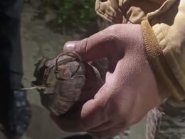 Bhind : RSS ऑफिस में बच्चे जिसे गेंद समझकर खेल रहे थे, वह निकला मिला बम, इसके बाद हुआ... Bhind : RSS ऑफिस में बच्चे जिसे गेंद समझकर खेल रहे थे, वह निकला मिला बम, इसके बाद हुआ...