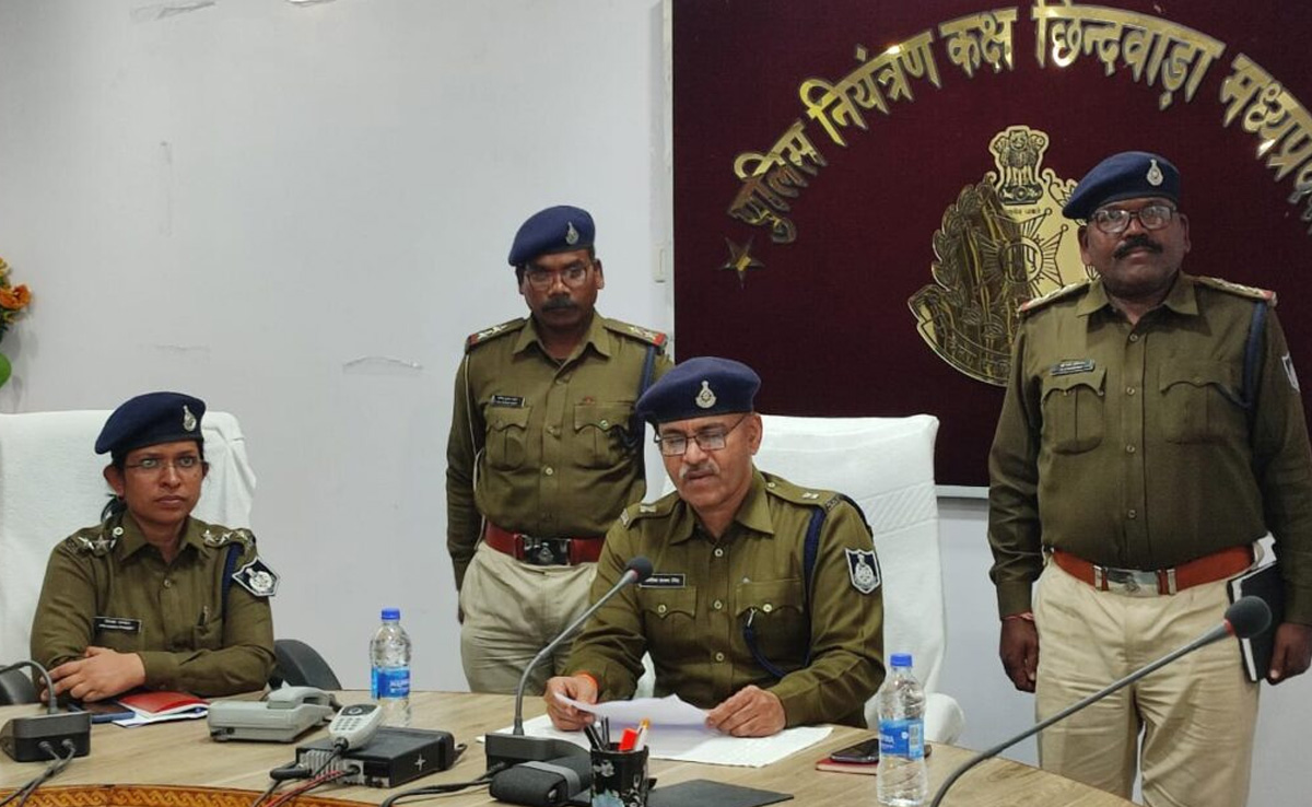 Chhindwara: दूसरी पत्नी को मार डाला फिर अस्पताल में ले जाकर करा दिया भर्ती, पुलिस के सामने नहीं छुपा पाया गुनाह, बताई ये सच्चाई