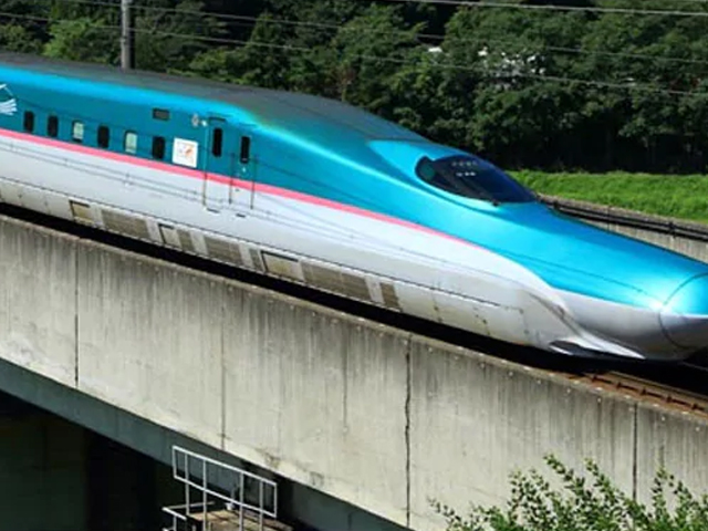 समुद्र के अंदर चलने वाली देश की पहली रेल होगी बुलेट ट्रेन, देखें रिपोर्ट