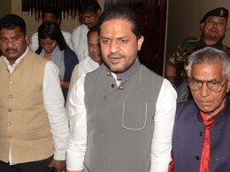 झारखंड कांग्रेस के 8 विधायक पहुंचे दिल्ली, 4 मंत्रियों को हटाने की कर रहे हैं मांग झारखंड कांग्रेस के 8 विधायक पहुंचे दिल्ली, 4 मंत्रियों को हटाने की कर रहे हैं मांग