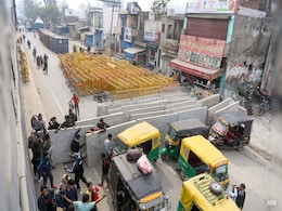 क्या विपक्षी दल दे रहे किसानों के 'दिल्ली चलो' मार्च को हवा? आखिर क्यों उठा ये सवाल क्या विपक्षी दल दे रहे किसानों के 'दिल्ली चलो' मार्च को हवा? आखिर क्यों उठा ये सवाल