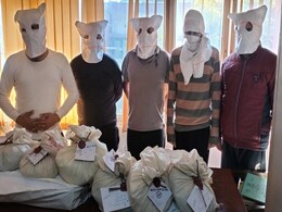 NCB ने नशीले पदार्थों के बड़े सिंडिकेट का किया भंडाफोड़, 3 मैक्सिकन नागरिकों समेत 9 गिरफ्तार NCB ने नशीले पदार्थों के बड़े सिंडिकेट का किया भंडाफोड़, 3 मैक्सिकन नागरिकों समेत 9 गिरफ्तार